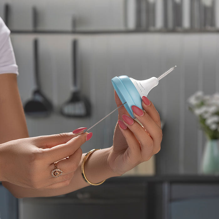 Nurtur 4 in 1 Baby Bottle Brush, Sponge Absorbant brush for effective cleaning with Teat Brush and Sterile Tongs Oncluded